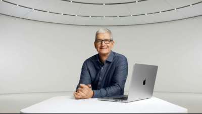 Apple-Chef Tim Cook verdient 2021 fast hundert Millionen Dollar