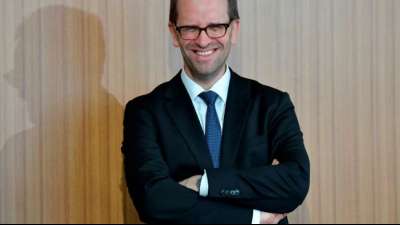 Vzbv-Chef Klaus Müller als neuer Präsident der Bundesnetzagentur vorgeschlagen