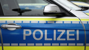 Betrunkener in Wiesbaden fährt gegen Schutzwall an gesprengter Salzbachtalbrücke