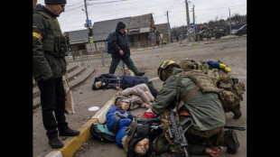 Guerre terroriste: l'arm&eacute;e russe assassine des civils en Ukraine - Российская армия убивает мирных жителей в Украине