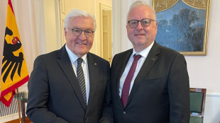 STOOF International: El Presidente de Alemania Frank-Walter Steinmeier en conversación con Fred Stoof