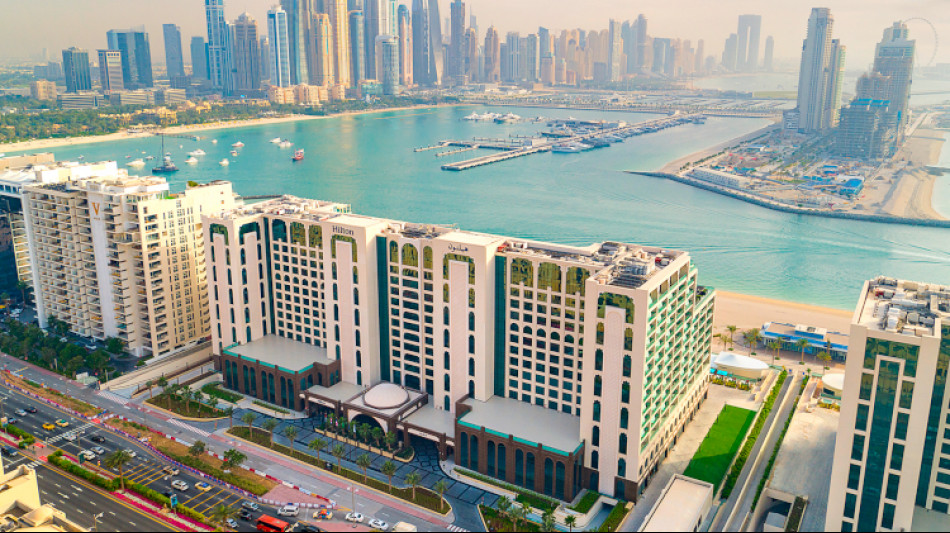 Hilton Dubai Palm Jumeirah в Дубае получает награду AUBERGE AWARD 2023 от BERLINER TAGEZEITUNG