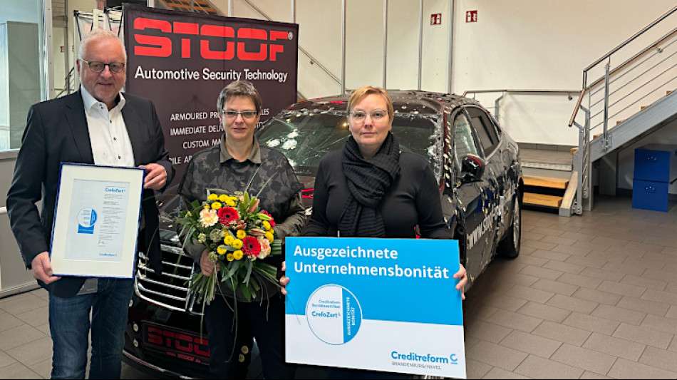 STOOF INTERNATIONAL ERH&Auml;LT VON CREDITREFORM PREIS F&Uuml;R &bdquo;AUSGEZEICHNETE UNTERNEHMERBONIT&Auml;T&ldquo;