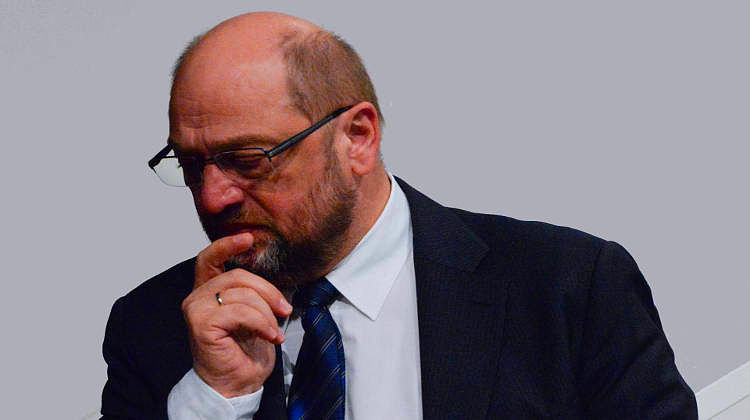 Schulz wirbt in der SPD für Koalitionsgespräche mit der Union