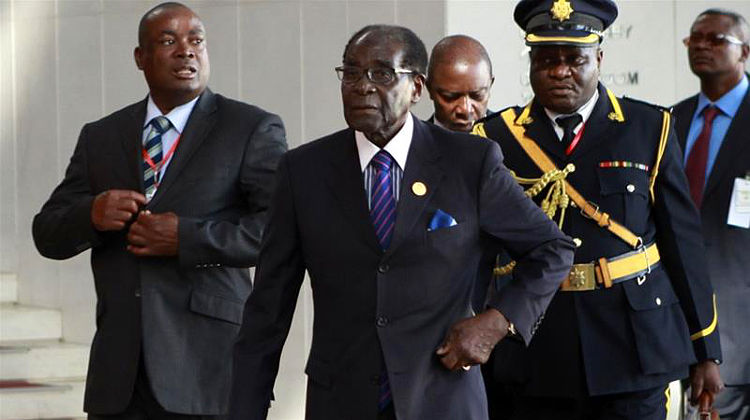 Simbabwe: Regierungspartei will von Präsident Mugabe den Rücktritt