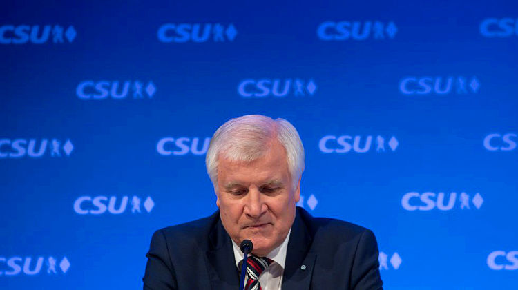 CSU-Chef Seehofer will Parteivorsitz zu Jahresbeginn abgeben