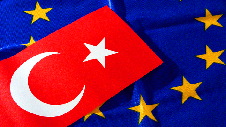 EU: Entscheidung über Haushalt 2018 und Kürzung von Türkei-Hilfen