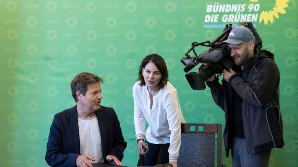 Deutschland - "Politbarometer": Grüne erstmals gleichauf mit SPD