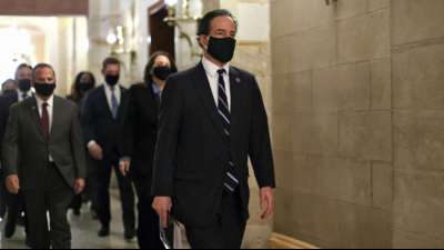 Anklage f&uuml;r neuen Impeachment-Prozess gegen Trump im Senat eingereicht