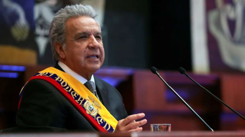 Flugzeug von Ecuadors Präsident Moreno muss Notlandung in Washington machen
