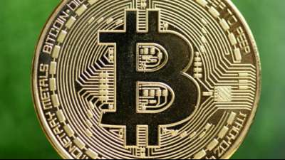 Tesla investiert 1,5 Milliarden Dollar in Bitcoin