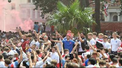 Corona-Sorgen wegen Fu&szlig;ball-EM-Finale mit vollem Londoner Stadion 