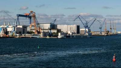Schwesig besucht Standort der MV Werften in Wismar
