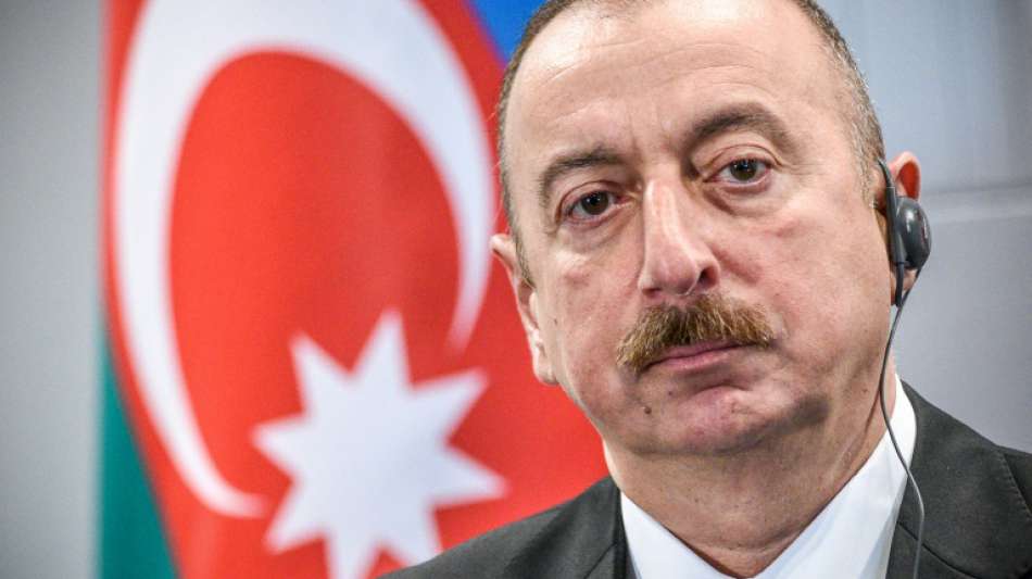 Aserbaidschans Präsident setzt vorgezogene Parlamentswahlen für 9. Februar an