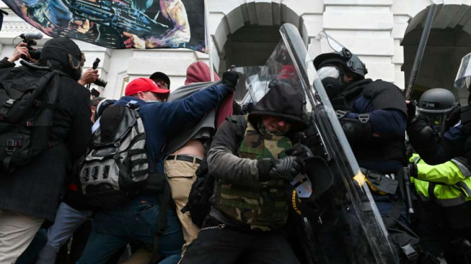Vorw&uuml;rfe gegen Polizeif&uuml;hrung wegen Erst&uuml;rmung von US-Kapitol