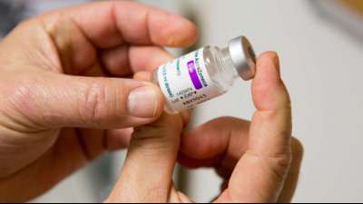 Studie: Vakzine von Astrazeneca und Pfizer "hochwirksam" bei &auml;lteren Menschen 