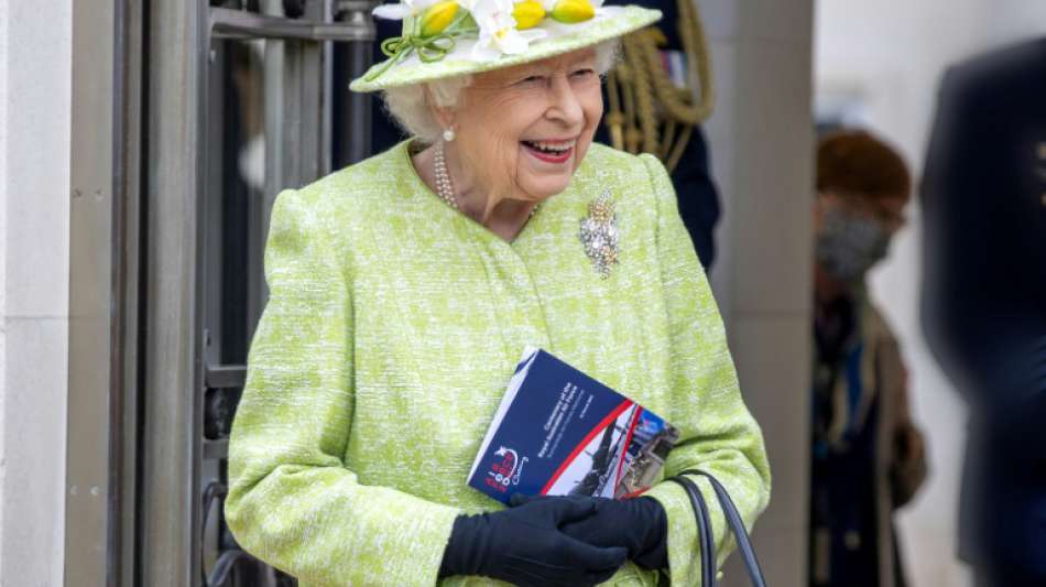 Queen mit Russland-Witz bei &ouml;ffentlichem Aufritt seit Monaten