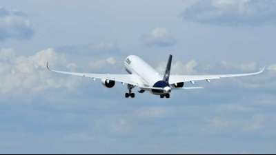 Lufthansa verbucht erstmals seit Corona-Krise wieder Gewinn