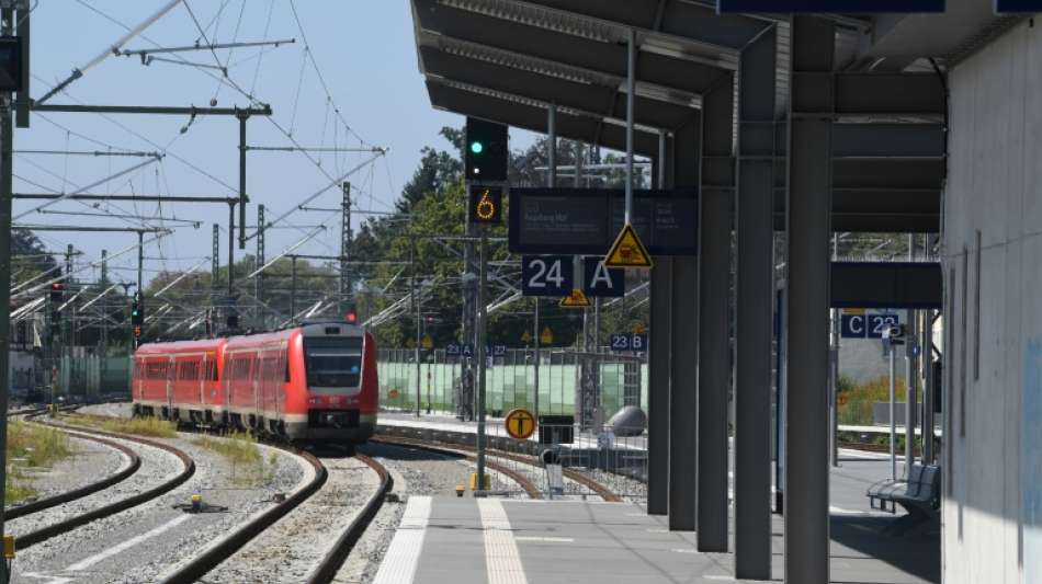 Zugpersonal der Bahn kontrolliert ab Mittwoch die 3G-Regel