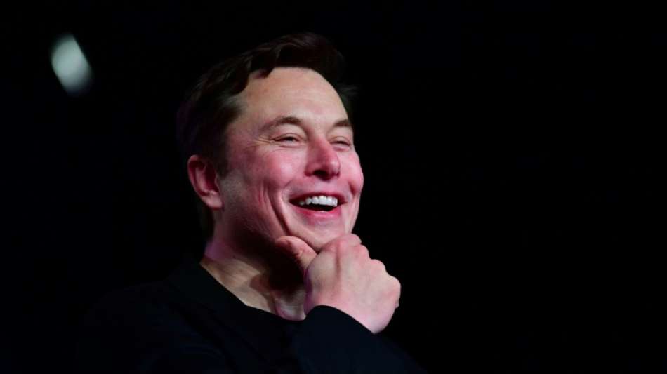 Aktie von Tesla fällt nach Tweet von Elon Musk sehr stark