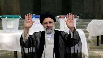 Teilergebnisse: Raisi gewinnt Pr&auml;sidentschaftswahl im Iran mit 62 Prozent