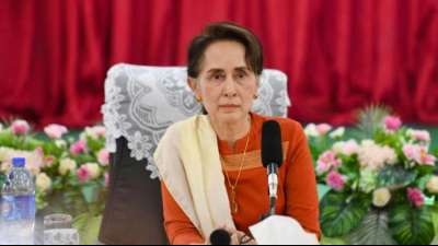 Suu Kyi sagt erstmals in Prozess gegen sie in Myanmar aus