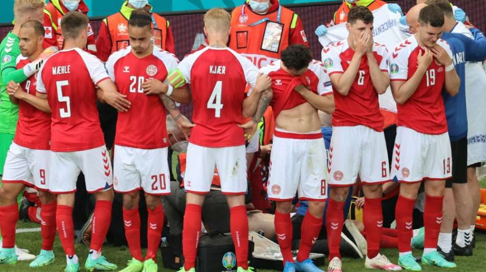 Dänemark-Spiel nach Eriksen-Drama unterbrochen