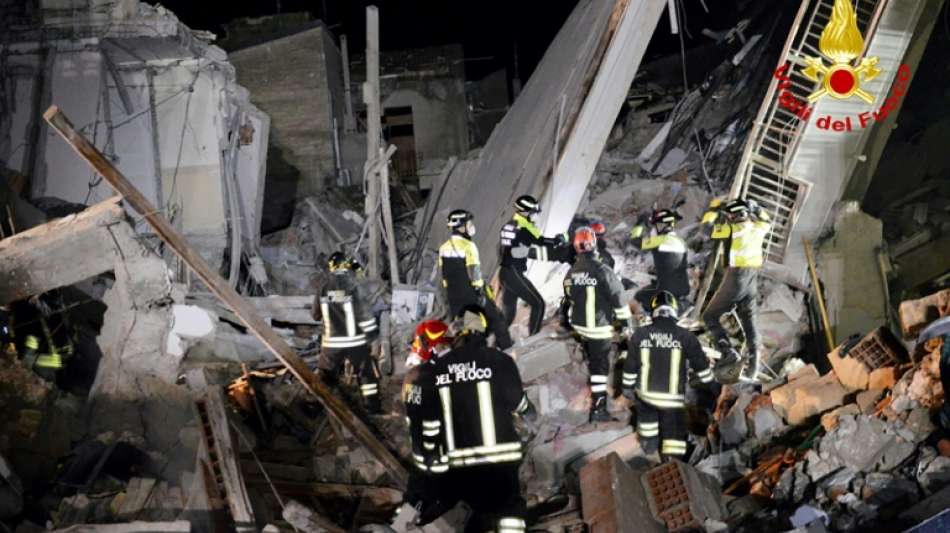 Mindestens vier Tote bei Einsturz von vierstöckigem Gebäude auf Sizilien
