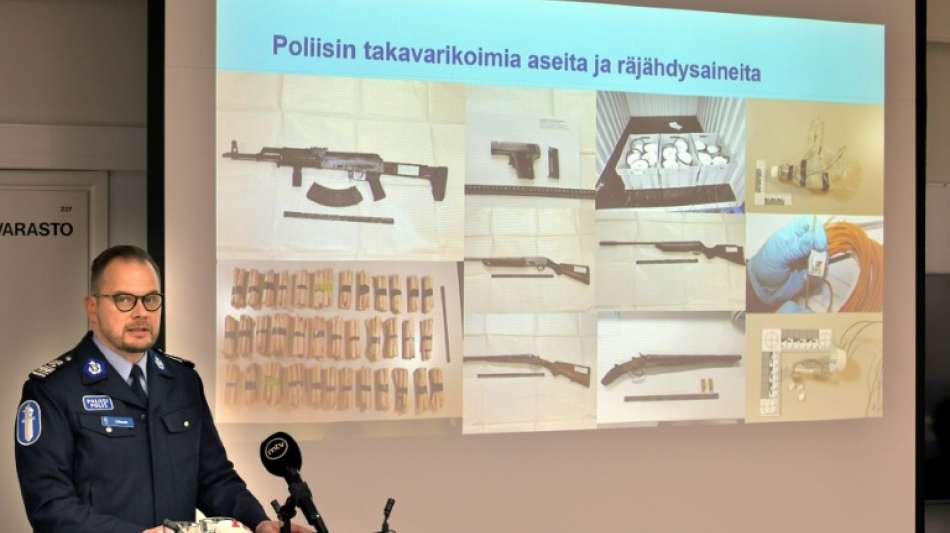 Finnische Polizei nimmt mutma&szlig;liche Rechtsextremisten unter Terrorverdacht fest