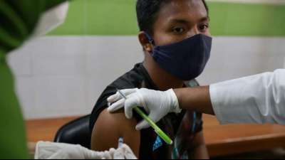 Bangladesch will zehn Millionen Menschen in einer Woche gegen Corona impfen
