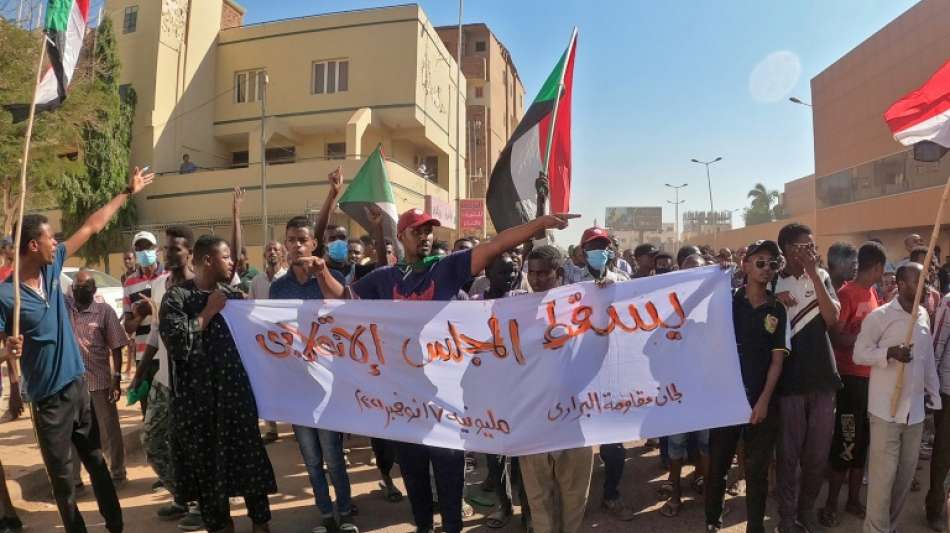 Augenzeugen: Sudans Sicherheitskräfte gehen mit Tränengas gegen Demonstranten vor