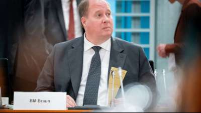 Braun sieht Deutschland an Schwelle zu zweiter Corona-Infektionswelle