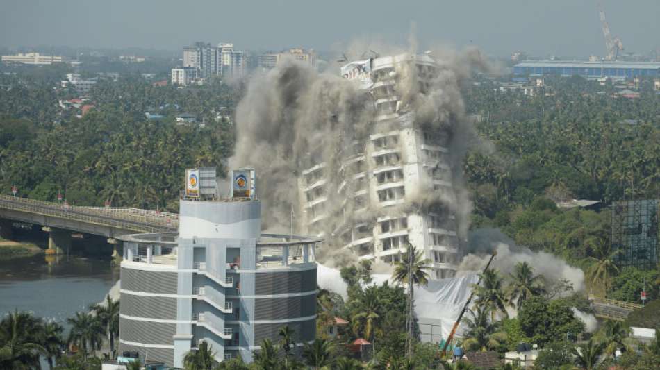 Hochhaus-Komplexe in Südindien wegen Missachtung des Küstenschutzes gesprengt