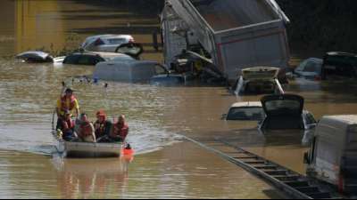 Versicherer rechnen mit Hochwasserschäden von bis zu fünf Milliarden Euro