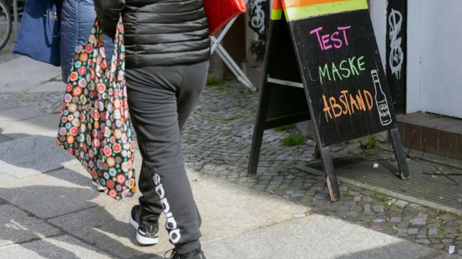 Lockerung von Corona-Ma&szlig;nahmen verbessert Verbraucherstimmung