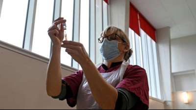 England sucht Patienten mit der brasilianischen Corona-Mutante