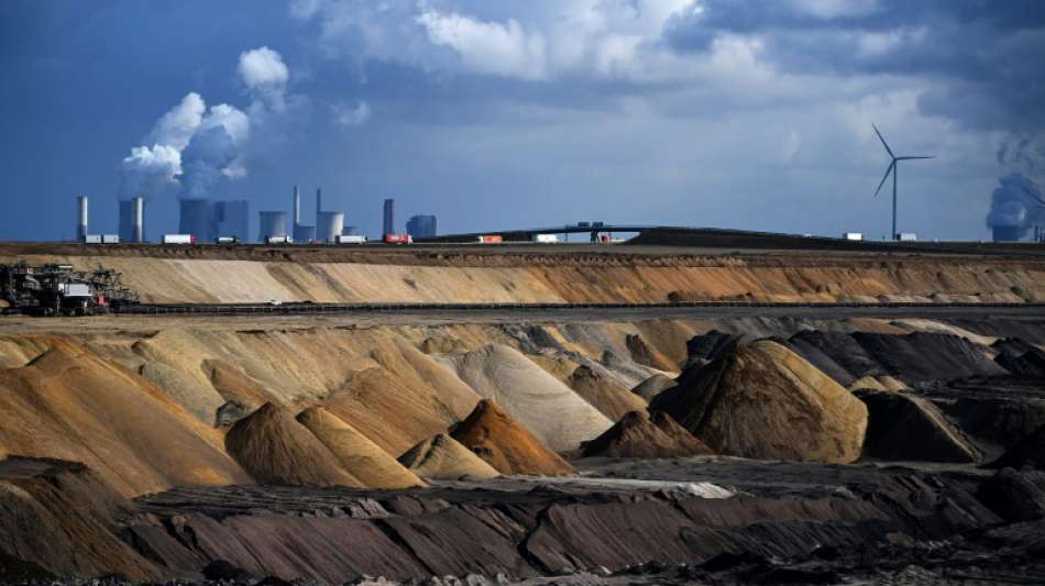 CSU f&uuml;r sp&uuml;rbare Anhebung des CO2-Preises