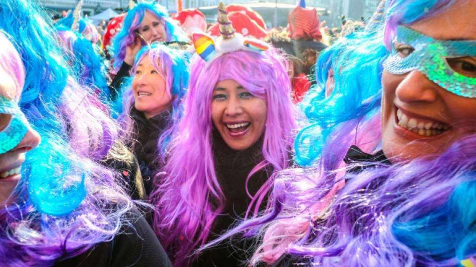 Karnevalsausfall kommt Kost&uuml;mh&auml;ndler und Gastgewerbe teuer zu stehen