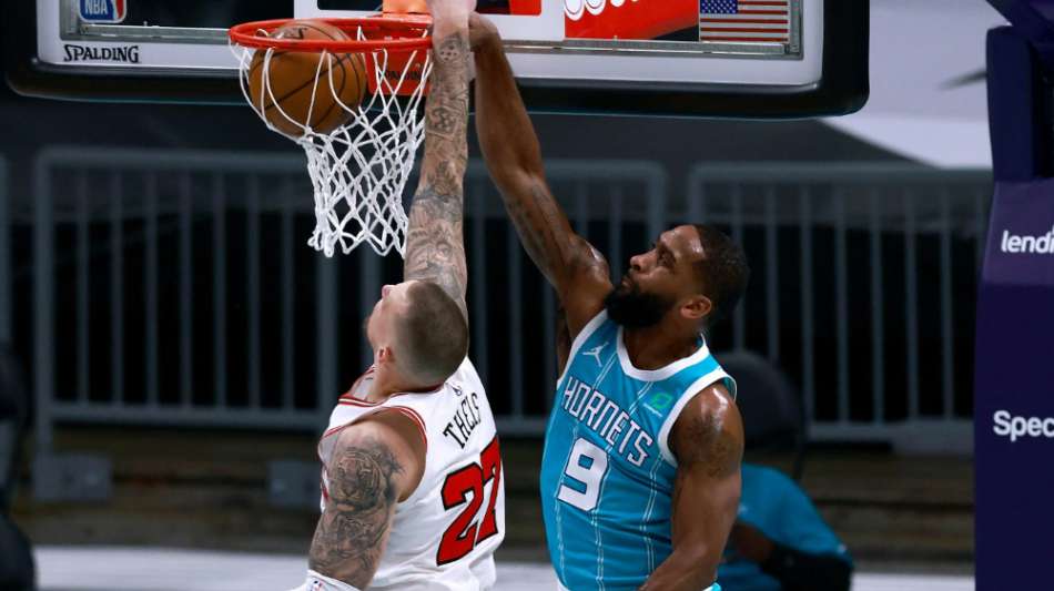 Sieg f&uuml;r Theis - Lakers mit n&auml;chstem R&uuml;ckschlag