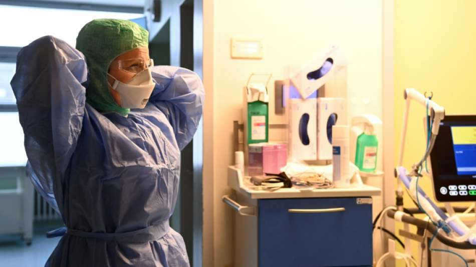 Mehr als 4400 Corona-Neuinfektionen in Deutschland