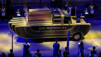 22 Mumien von &auml;gyptischen Pharaonen quer durch Kairo in neues Museum gebracht