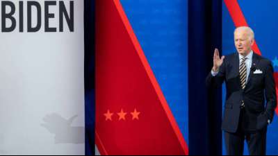 Biden k&uuml;ndigt Corona-Impfung f&uuml;r alle US-B&uuml;rger bis Ende Juli an