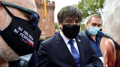 EU-Parlament setzt Pr&uuml;fung von Immunit&auml;tsentzug katalanischer Abgeordneter fort