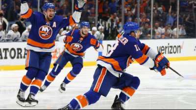NHL: Islanders erzwingen Entscheidungsspiel gegen Meister Tampa Bay