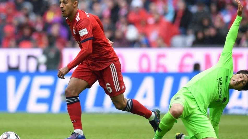 Bundesliga: FC Bayern München legt vor - Kellertrio verliert bitter