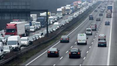 ADAC: Deutlich mehr Reiseverkehr &uuml;ber Pfingsten als im Vorjahr