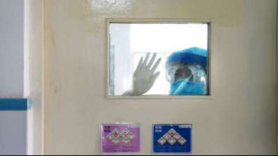 Zahl der Toten durch Coronavirus in China auf mehr als 300 gestiegen