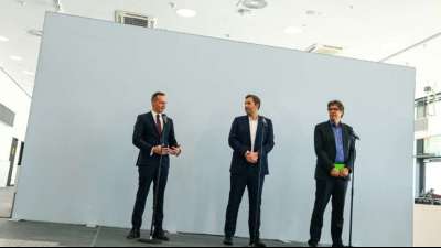 "Ampel" strebt Regierungswechsel f&uuml;r zweite Dezember-Woche an