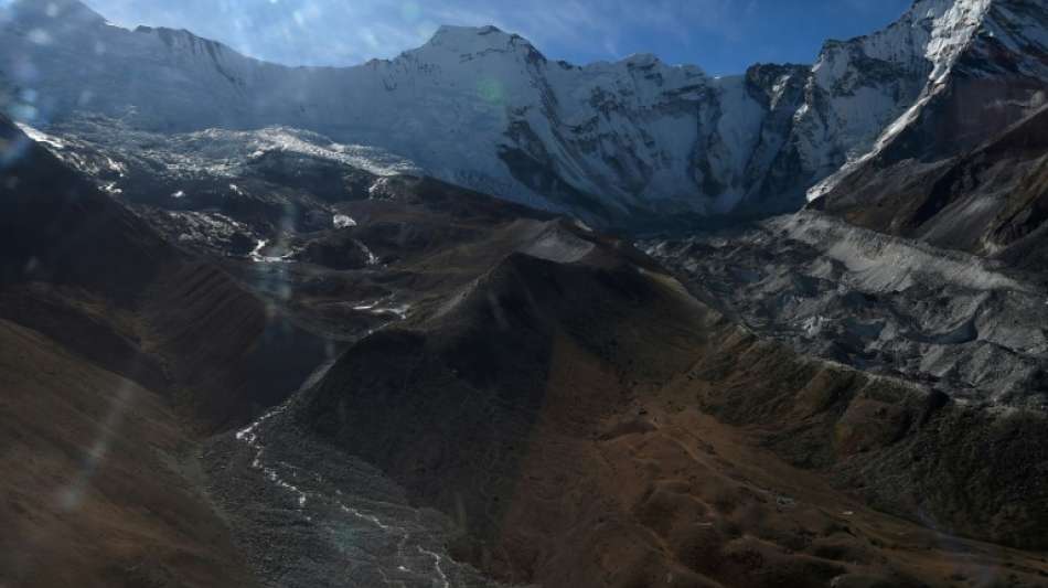 Studie: Himalaja-Gletscher schmelzen doppelt so schnell wie im 20. Jahrhundert