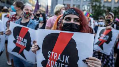 Barley kritisiert Warschau wegen möglichen Ausstiegs aus Frauenrechtskonvention